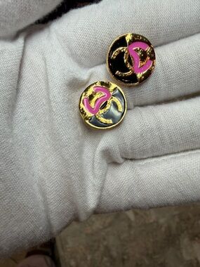 CHANEL Gold-Tone Pink and Black Enamel Interlocking CC Stud Earrings